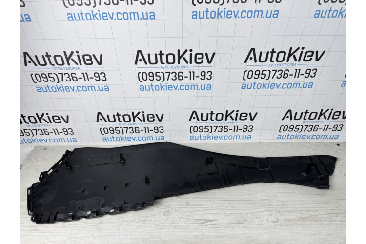 Боковая правая отделочная панель центральной консоли Lexus ES 2012-2018 5890133060