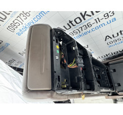 Подлокотник задний (коричневого цвета) Audi A8 S8 D4 4H 2010-2017