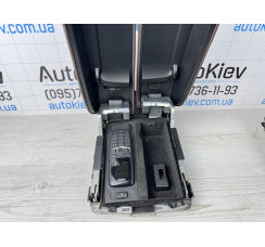 Подлокотник (коричневого цвета) Audi A8 S8 D4 4H 2010-2017