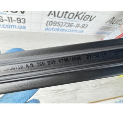 Ущільнювач / молдинг скла задньої лівої двері (внутрішній) Volkswagen Golf VII 2012-2020