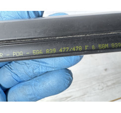 Ущільнювач / молдинг скла задньої лівої двері (зовнішній) Volkswagen Golf VII 2012-2020