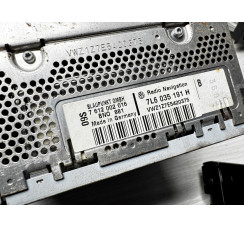 Магнітола (радіо am/fm, універсальна) Volkswagen Touareg II 2010-2018