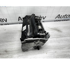 Кронштейн дисплея із приводом Audi A8 S8 D4 4H 2010-2017