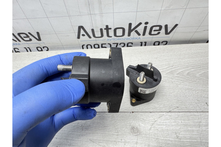 Контактор основной батареи Tesla Model S 2012-2016 106469601B Контактор основной батареи Tesla Model S 2012-2016 106469601B