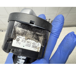 Переключатель света фар на "торпедо" Volkswagen Passat B7 2011-2015