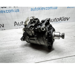 Компрессор кондиционера VW Golf VI 2.0Tdi 2009-2013 малый пробег без шкива