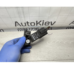 Реле свічок накалювання Volkswagen Passat B6 2005-2010