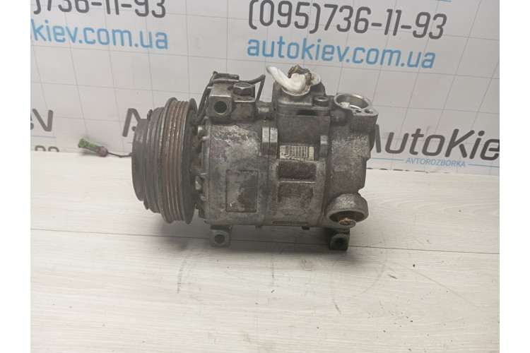 Компрессор кондиционера Audi A4 [B5] 1994-2001 2.5Tdi 8D0260805c