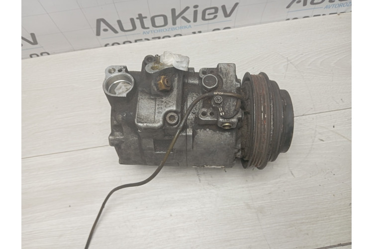 Компрессор кондиционера Audi A4 [B5] 1994-2001 2.5Tdi 8D0260805c