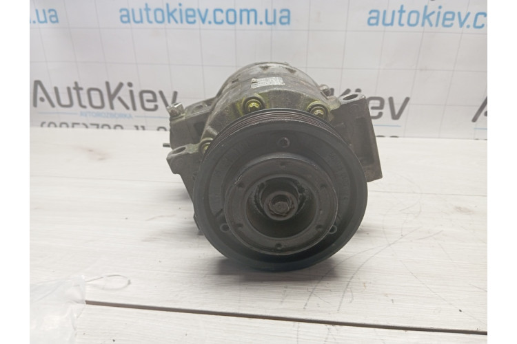Компрессор кондиционера Audi A1, A3, A4 B8, A6 C7, A8 D4, Q2, Q3, Q7 1k0820803n