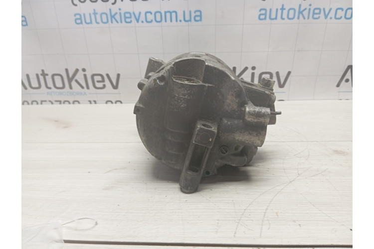 Компрессор кондиционера Audi A1, A3, A4 B8, A6 C7, A8 D4, Q2, Q3, Q7 1k0820803n