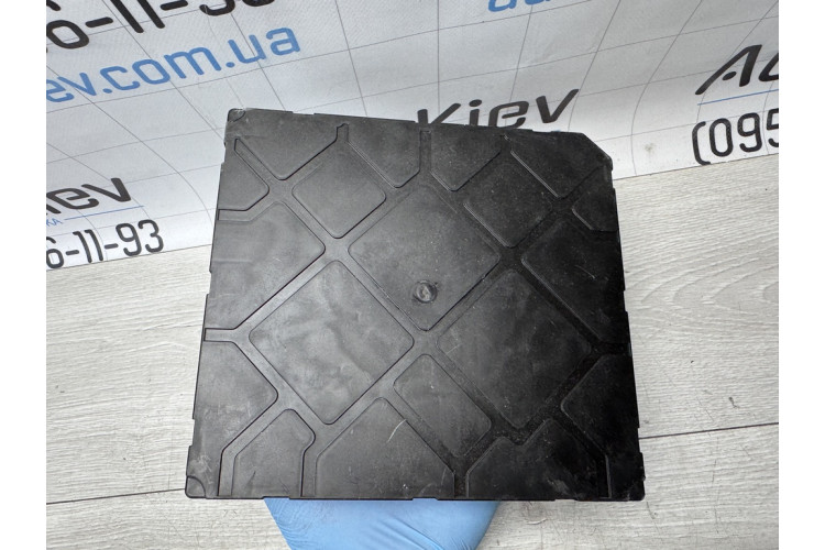 Блок комфорта (модуль BSM) Volkswagen Golf VII 2012-2020 5Q0937084DG