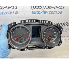 Панель приладів Volkswagen Golf VII 2012-2020