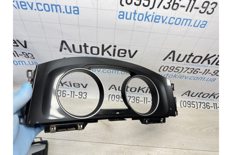 Декоративна накладка панелі приладів Volkswagen Golf VII 2012-2020 5G0857059