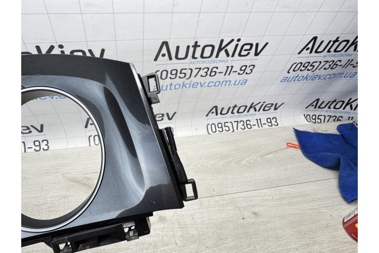 Декоративна накладка панелі приладів Volkswagen Golf VII 2012-2020 5G0857059