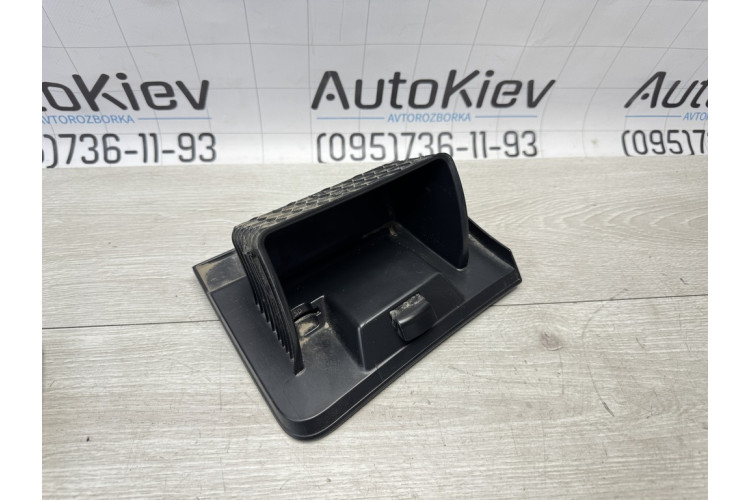 Бардачок водительский Volkswagen Golf VII 2012-2020 5G1857924B