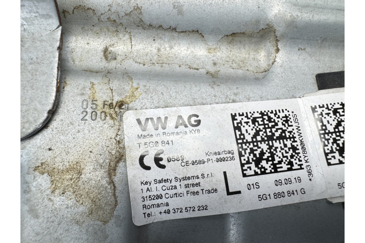Подушка безопасности, защиты колен водителя (Airbag) Volkswagen Golf VII 2012-2020 5G1880841G
