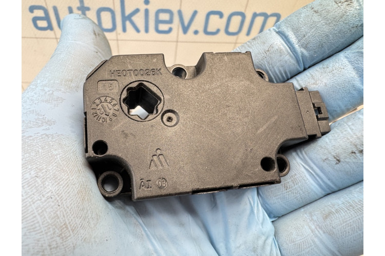 Сервопривод заслонки печки Audi A6 C7 4G 2011-2018 1139300856 Сервопривод заслонки печки Audi A6 C7 4G 2011-2018 1139300856