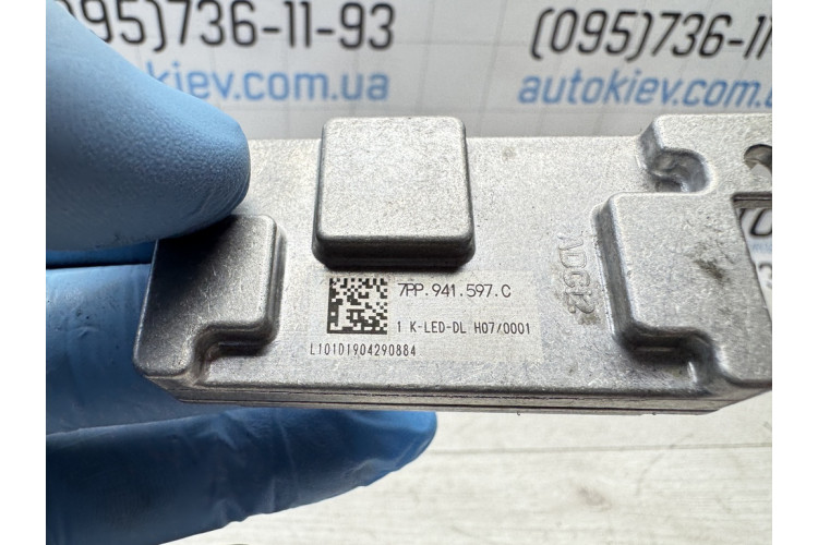 Блок керування ксенонових фар Volkswagen Passat B8 2015> 7PP941597C Блок керування ксенонових фар Volkswagen Passat B8 2015> 7PP941597C