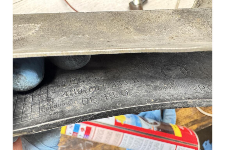 Насадка глушника (у зборі) Audi A8 S8 D4 4H 2010-2017 4H0807363B, 4H0253825K