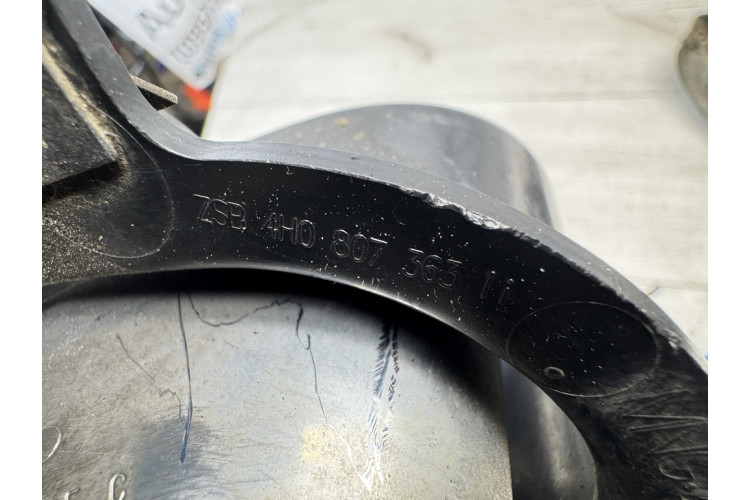 Насадка глушителя (в сборе) Audi A8 S8 D4 4H 2010-2017 4H0807363,4H0253825C