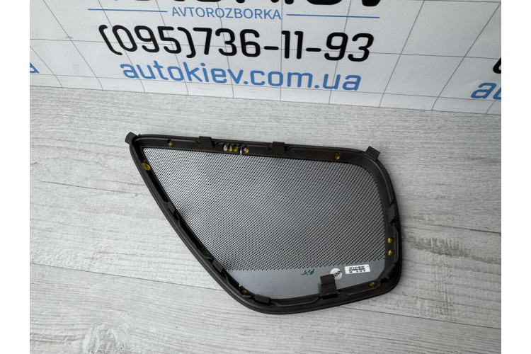 Накладка динамика задней двери Audi A8 S8 D4 4H 2010-2017 4H0868451B