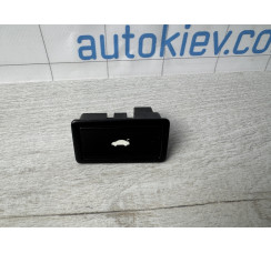 Кнопка відкриття кришки багажника Audi A8 S8 D4 4H 2010-2017