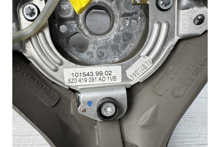Руль кожаный серый - AUDI A6 C5 LIFT 2001-2005 8Z0419091AD Руль кожаный серый - AUDI A6 C5 LIFT 2001-2005 8Z0419091AD