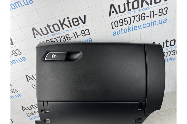 Захист під кермо шкіра Чорний/коричневий Audi A8 S8 D4 2010-2017 4h1857005