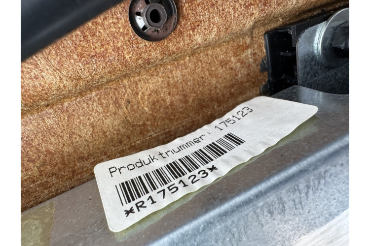 Полка задняя шторка ALCANTARA - AUDI A8 D4 4H 2010-2017 4H4863412C