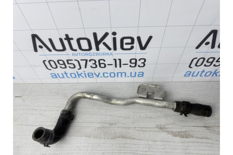 Патрубок системи охолодження Audi A8 4H 2010-2017 4H0121399G Патрубок системи охолодження Audi A8 4H 2010-2017 4H0121399G