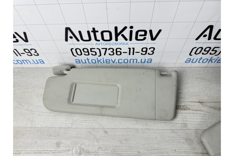 Козирок сонцезахисний лівий Volkswagen Golf VI 2009-2013 1K0857551