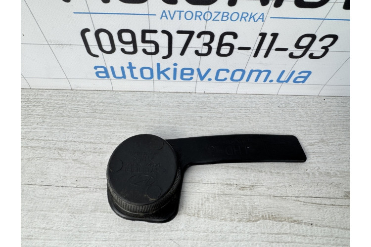 Накладка підсклянника Hyundai i10 2007-20013 846270X150