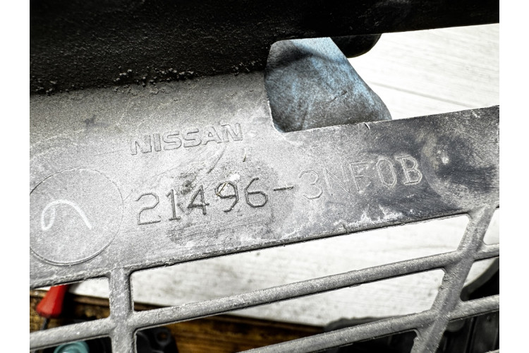 Сітка між радіаторами Nissan Leaf 2013-2017 214963NF0B