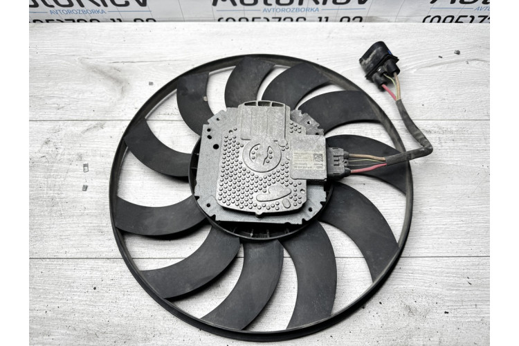 Вентилятор (крыльчатка) радиатора охлаждения правый Audi A8 D4 2010-2017 4H0959455AC