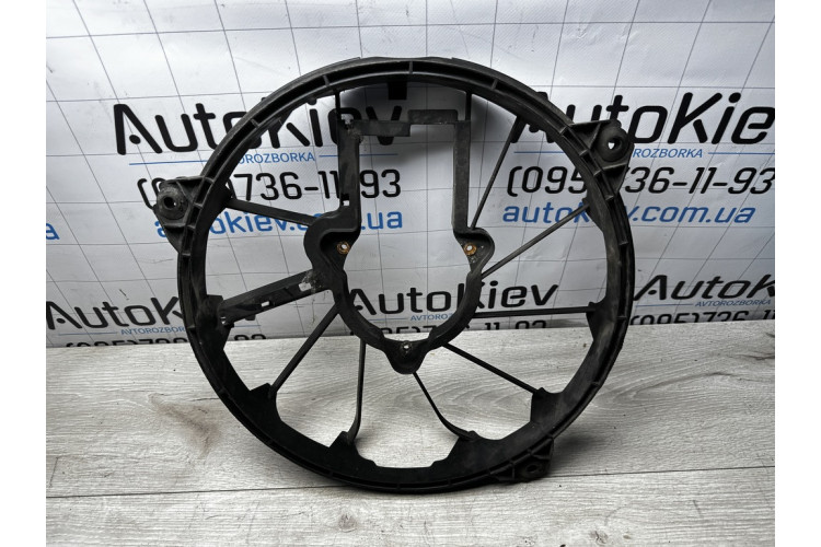 Дифузор вентилятора радіатора Peugeot 607 2.7 hdi 9656346780