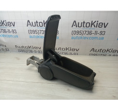  Подлокотник центральной консоли Audi A3 8P 2003-2013