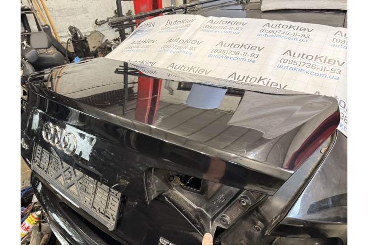 Крышка багажника Audi A8 D4 2010-2014 цвет LZ9Y дорест эвропа 4h0827753b