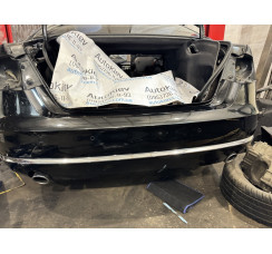 Бампер задній Audi A8 D4 2010-2017 колір LZ9Y