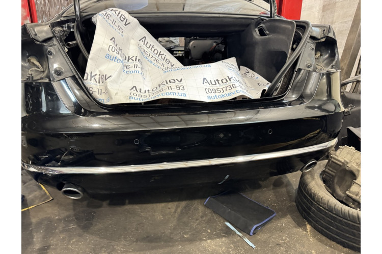 Бампер задний Audi A8 D4 2010-2017 цвет LZ9Y 4h0807511