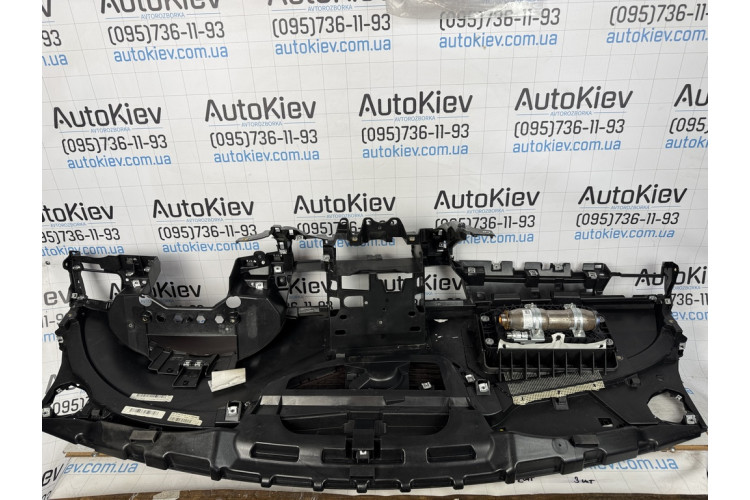 Торпедо передня Audi A8 S8 D4 w12 коричнева шкіра рядок 4H1857009 Торпедо передня Audi A8 S8 D4 w12 коричнева шкіра рядок 4H1857009