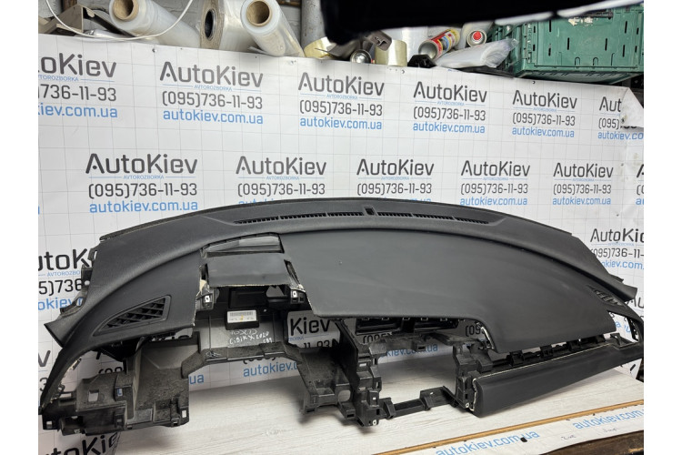 Торпедо передняя панель с AIRBAG Honda Civic X FC 2016-2021 черная дефект на фото 77100TBAA00ZA