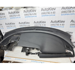 Торпедо передняя панель с AIRBAG Honda Civic X FC 2016-2021 черная дефект на фото