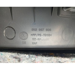  Панель кришки багажника VW Golf VI 2009-2013