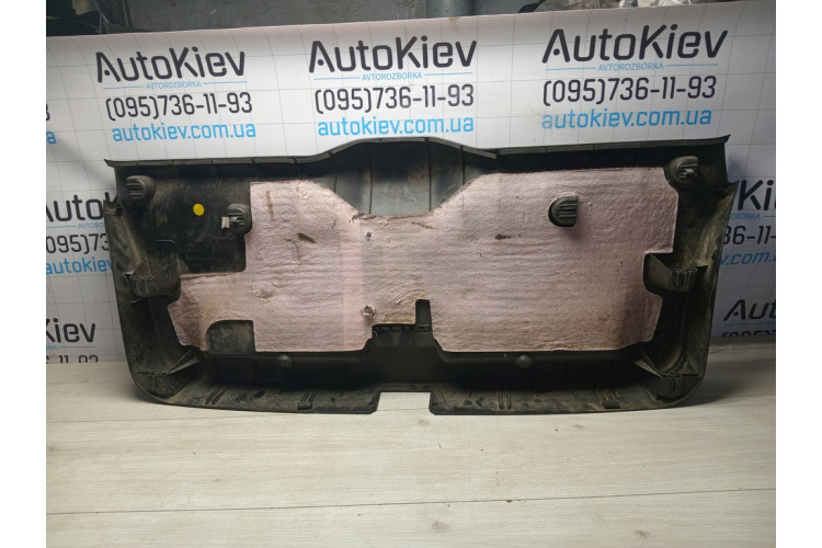 Обшивка крышки багажника (двери 3/5-й задней) Audi A3 8P 2003-2013 8P3867979A