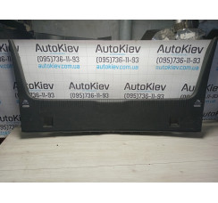 Накладка  панели боковины багажника   Volkswagen Golf V 2003-2009