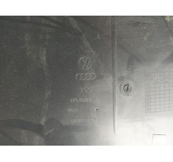 Накладка  панели боковины багажника   Volkswagen Golf V 2003-2009