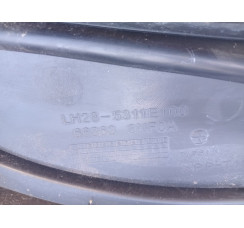 Грати двірників (жабо) Nissan Leaf 2010-2017