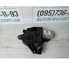 Електродвигун стелопідйомника задньої двері Volvo V60 2011-2018