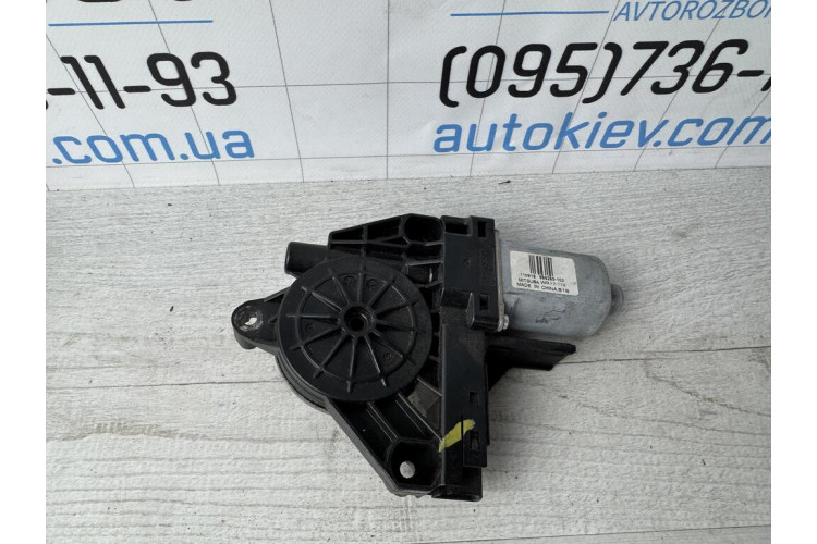 Электродвигатель стелоподъемника задней двери Volvo V60 2011-2018 966265102 Электродвигатель стелоподъемника задней двери Volvo V60 2011-2018 966265102